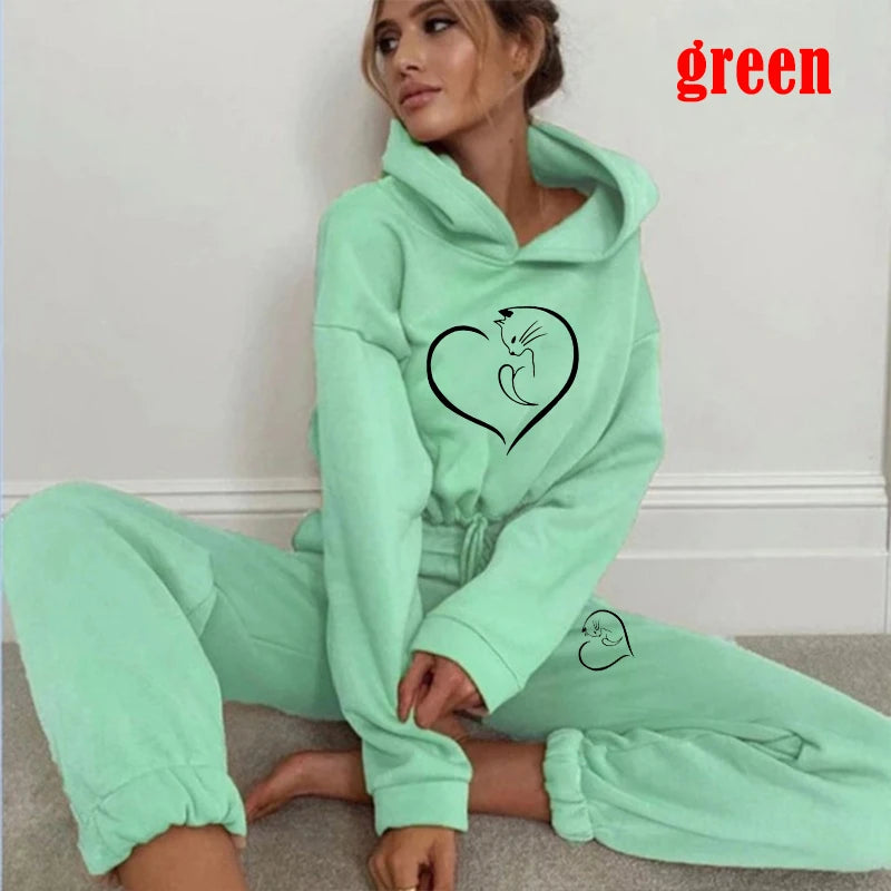 green Hooded Women’s Tracksuit Fashion Jogging Set with Cropped Hoodie & Sweatpants
